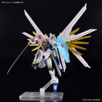 hg250-mighty_strike_freedom_gundam-6