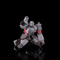 flame_toys-megatron_g1-11