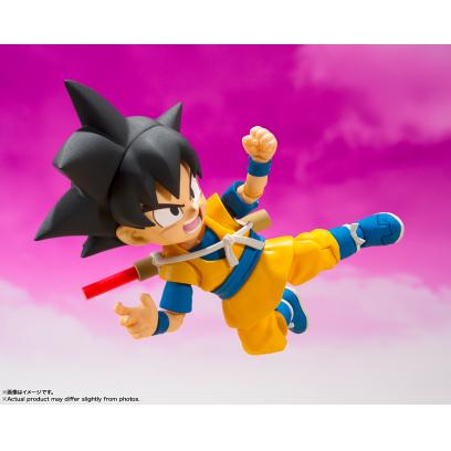 shfiguarts-son_goku_mini_daima-5